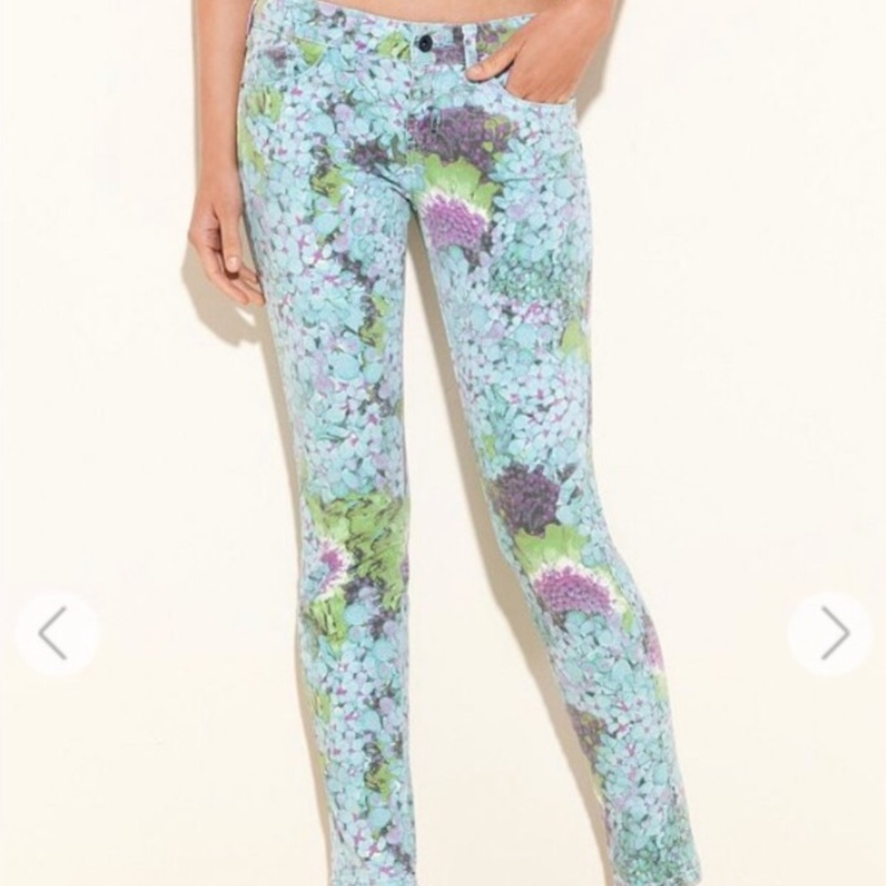 Guess Floral Skinny Jeans Size 26